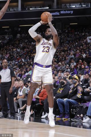 人惋惜的 人惋惜的