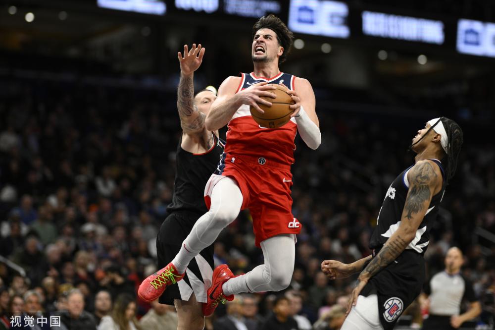 凸显团队深 凸显团队深