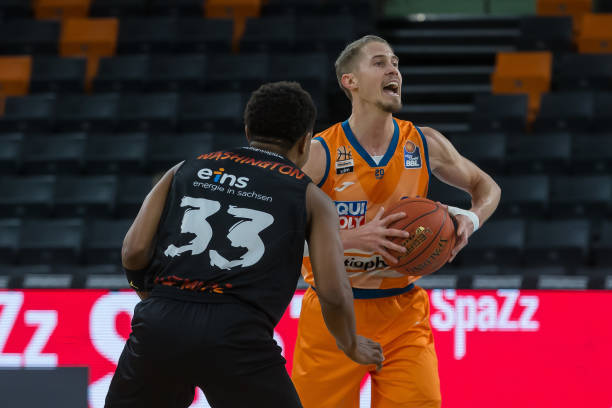 弱侧外切 弱侧外切